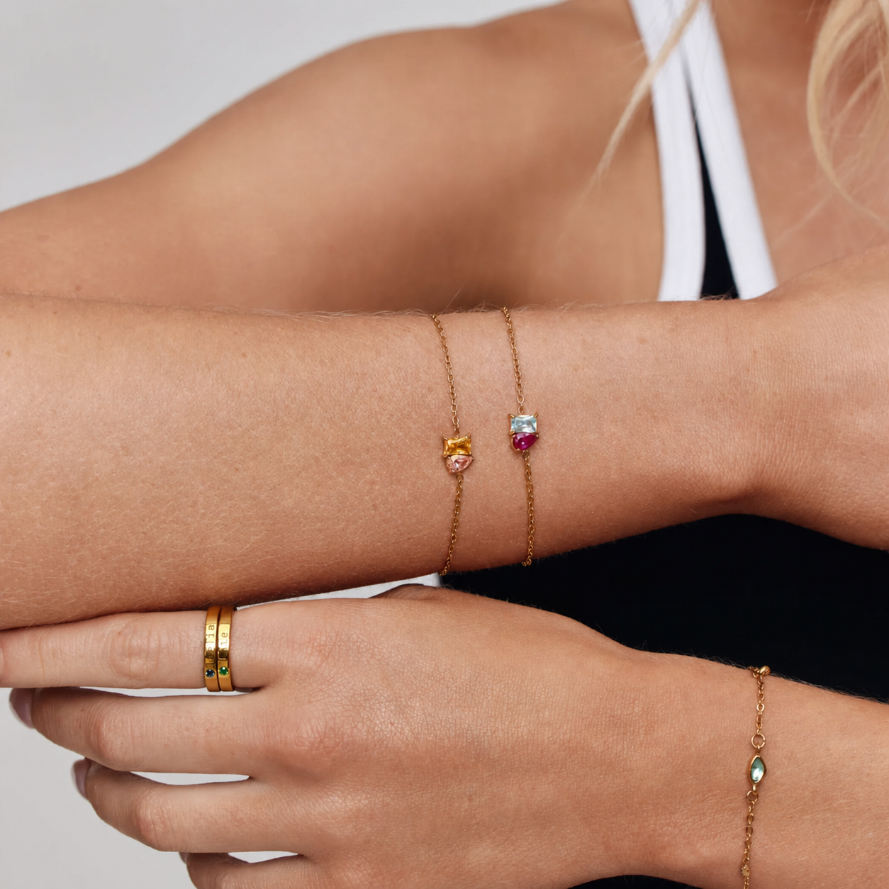 Glimmeria | Persoonlijk armbandje met twee geboortestenen naar keuze