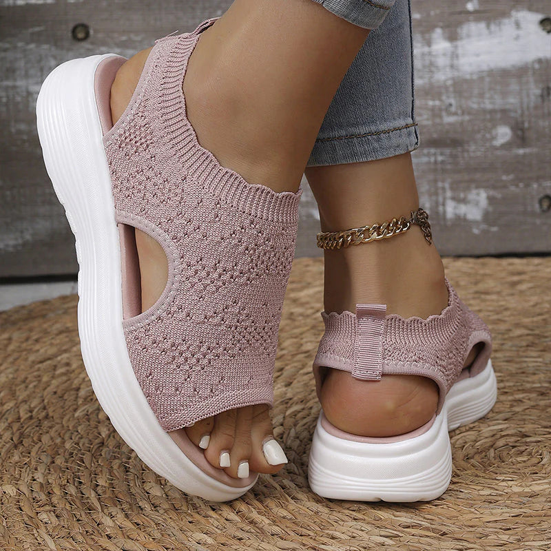 StrickComfort | Gebreide plateausandaal