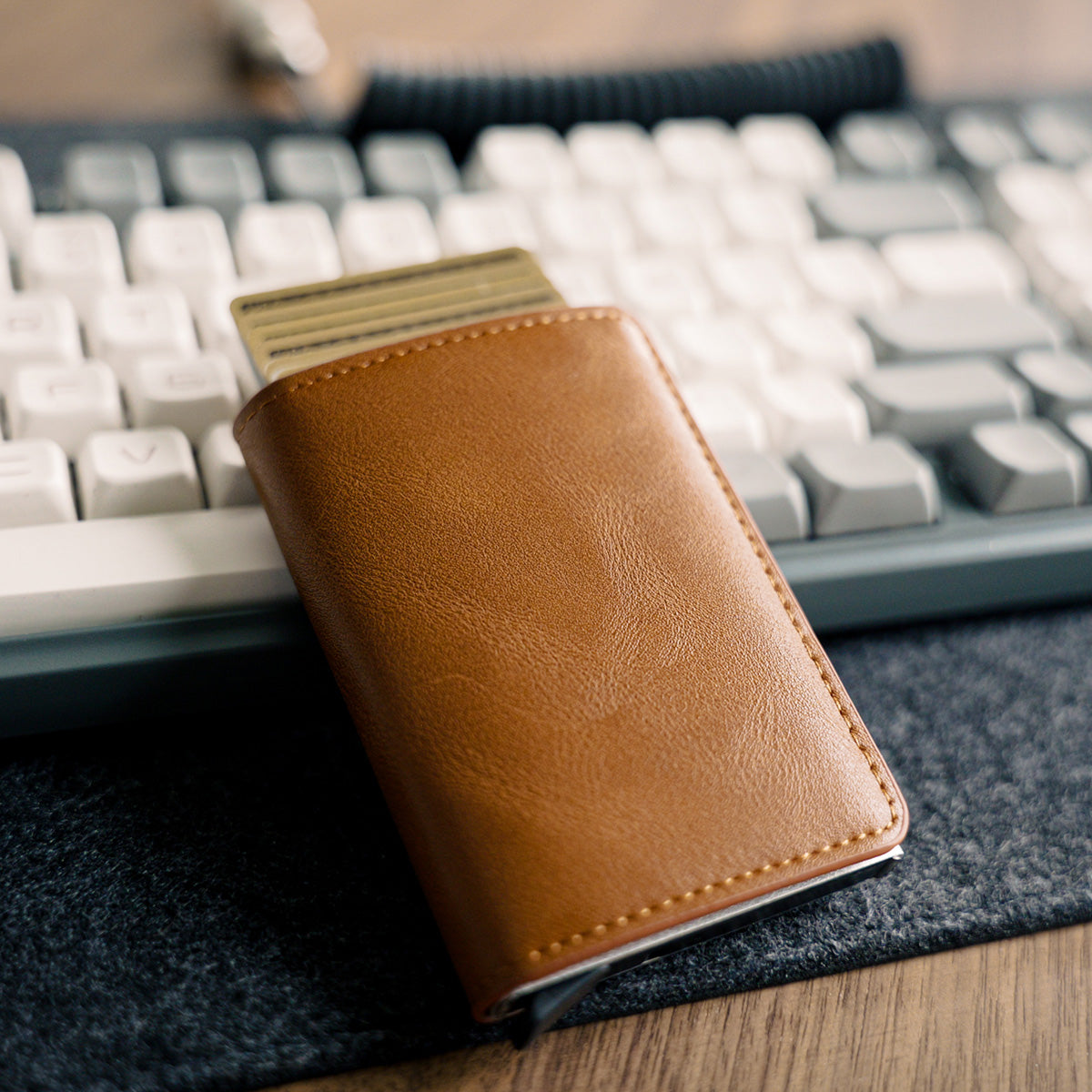 PrimusPorte | RFID Anti-skim Slim Wallet