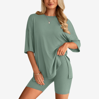 Zomerse Duo‑Set: Wolkzachte Top & Shorts