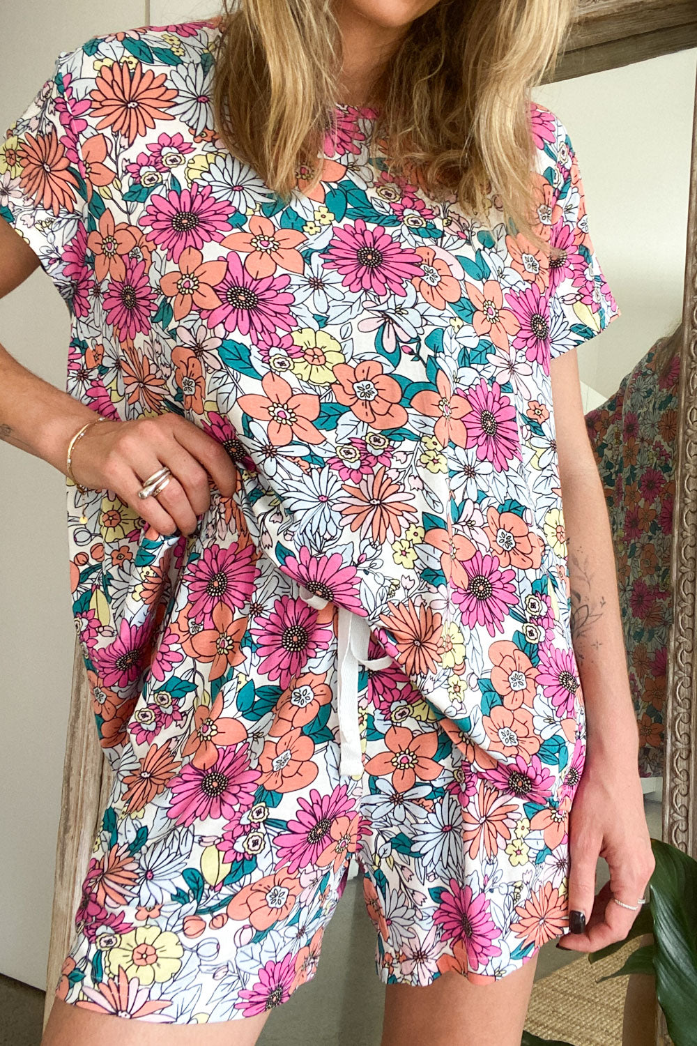 SoftEase | Ultracomfortabele Lounge & Slaap Set - Roze Perzik Bloemenprint