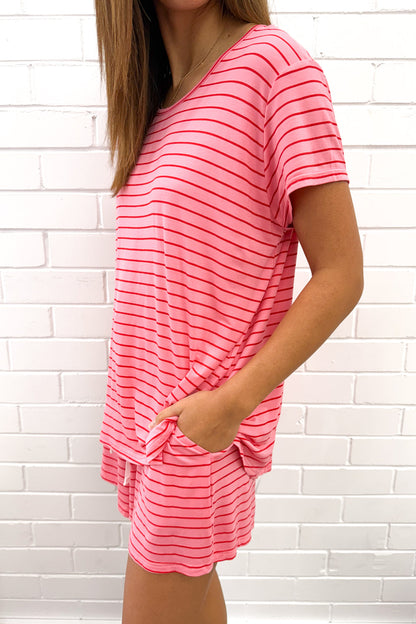 SoftEase | Ultracomfortabele Lounge & Slaap Set - Roze Rode Strepen
