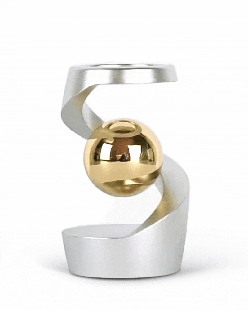 FluxSphere | Magnetische Spiraal Sculptuur met Zwevende Metaalbal