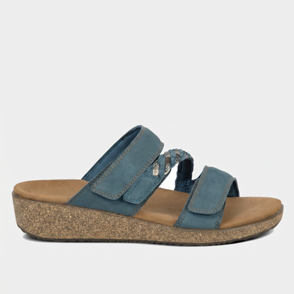 Carrie – Frisse elegantie in stijlvol blauw