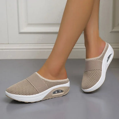Compa – Comfortabele sleehak-sandalen