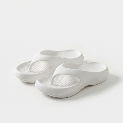 Maya – Comfortabele teenslippers met zachte ondersteuning van de voetboog