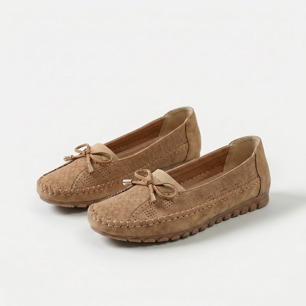 Sabine – Zachte, comfortabele loafers met een verfijnd strikje