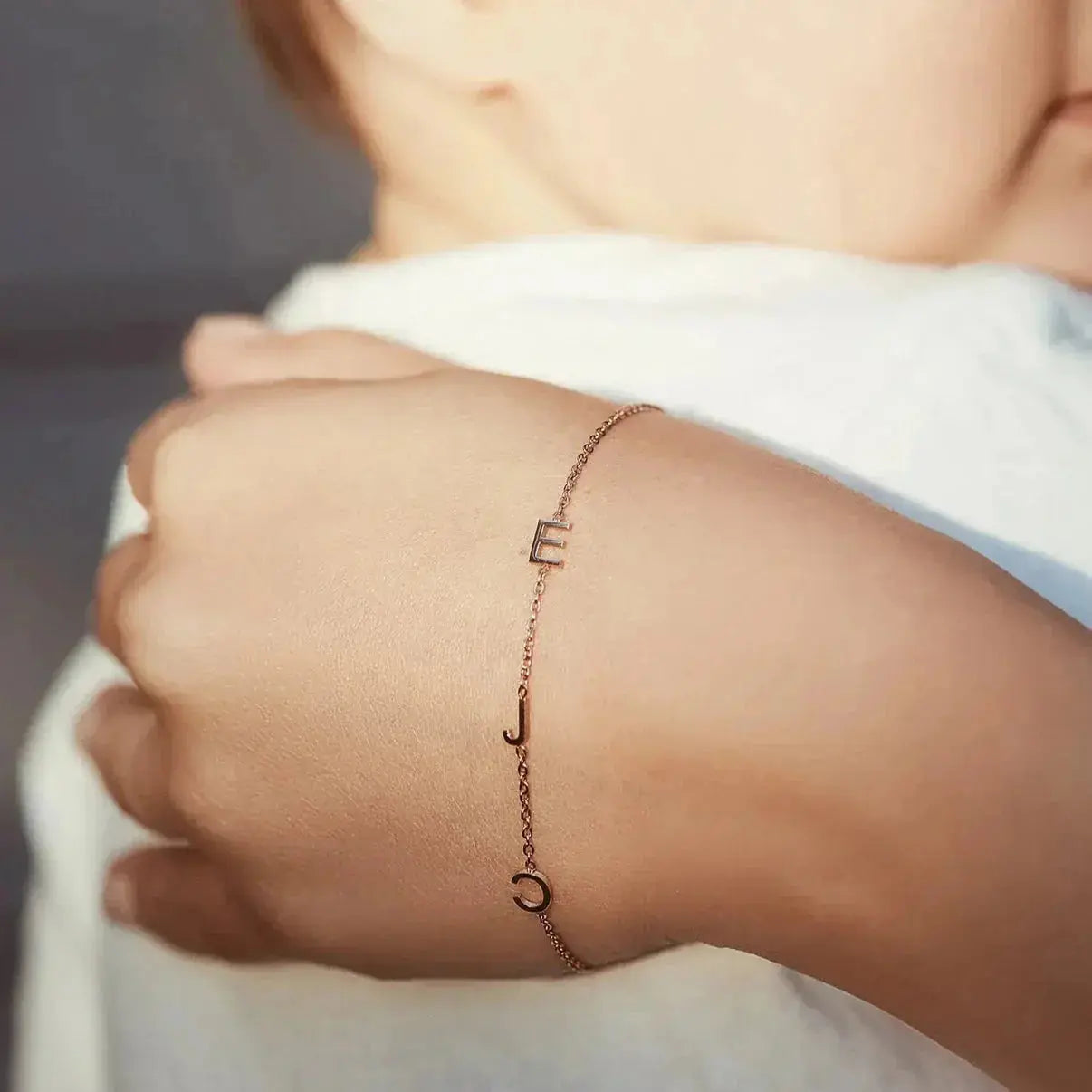 Charmify | Gepersonaliseerde armband met zij-initialen