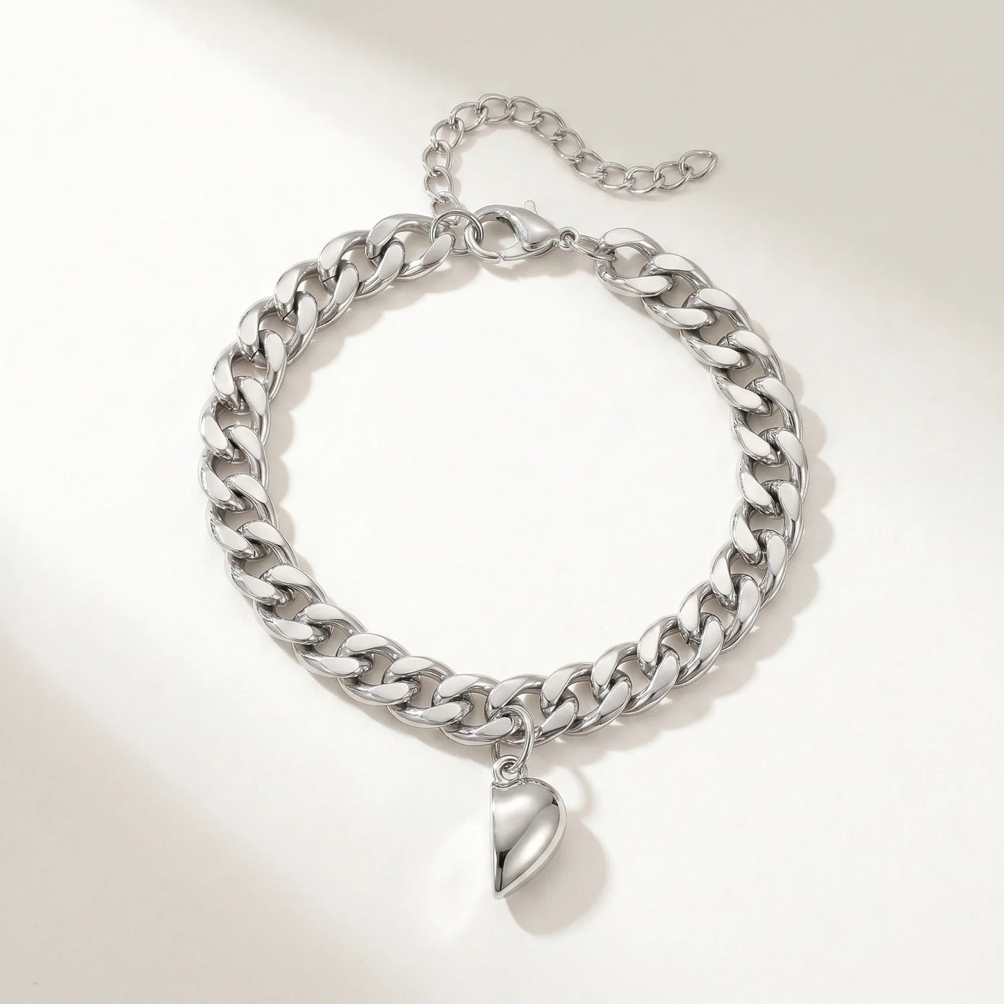 Set bijpassende armbanden met magnetisch hart