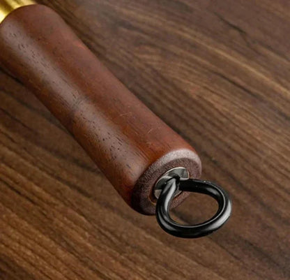 Gietijzeren koekenpan met houten handgreep – puur vakmanschap