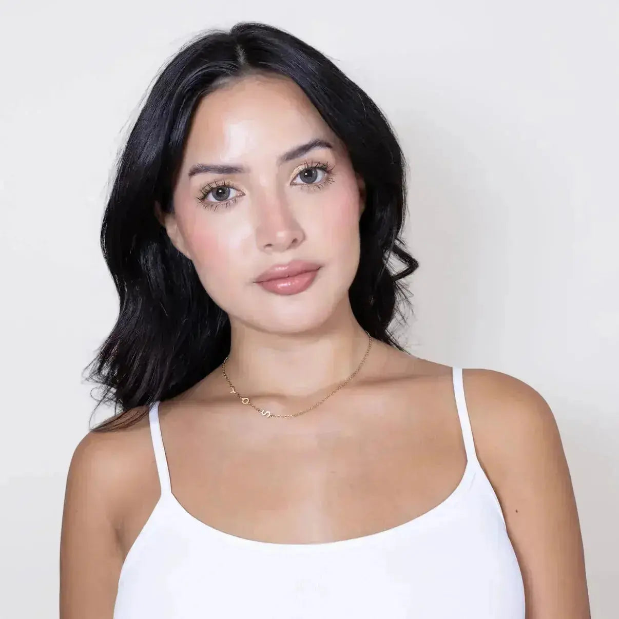 Charmify | Gepersonaliseerde ketting met zij-initialen voor een persoonlijke touch