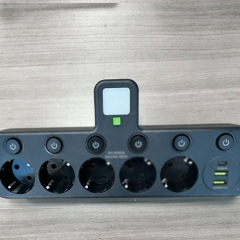 PowerHub | Wandstekker met 4 stopcontacten