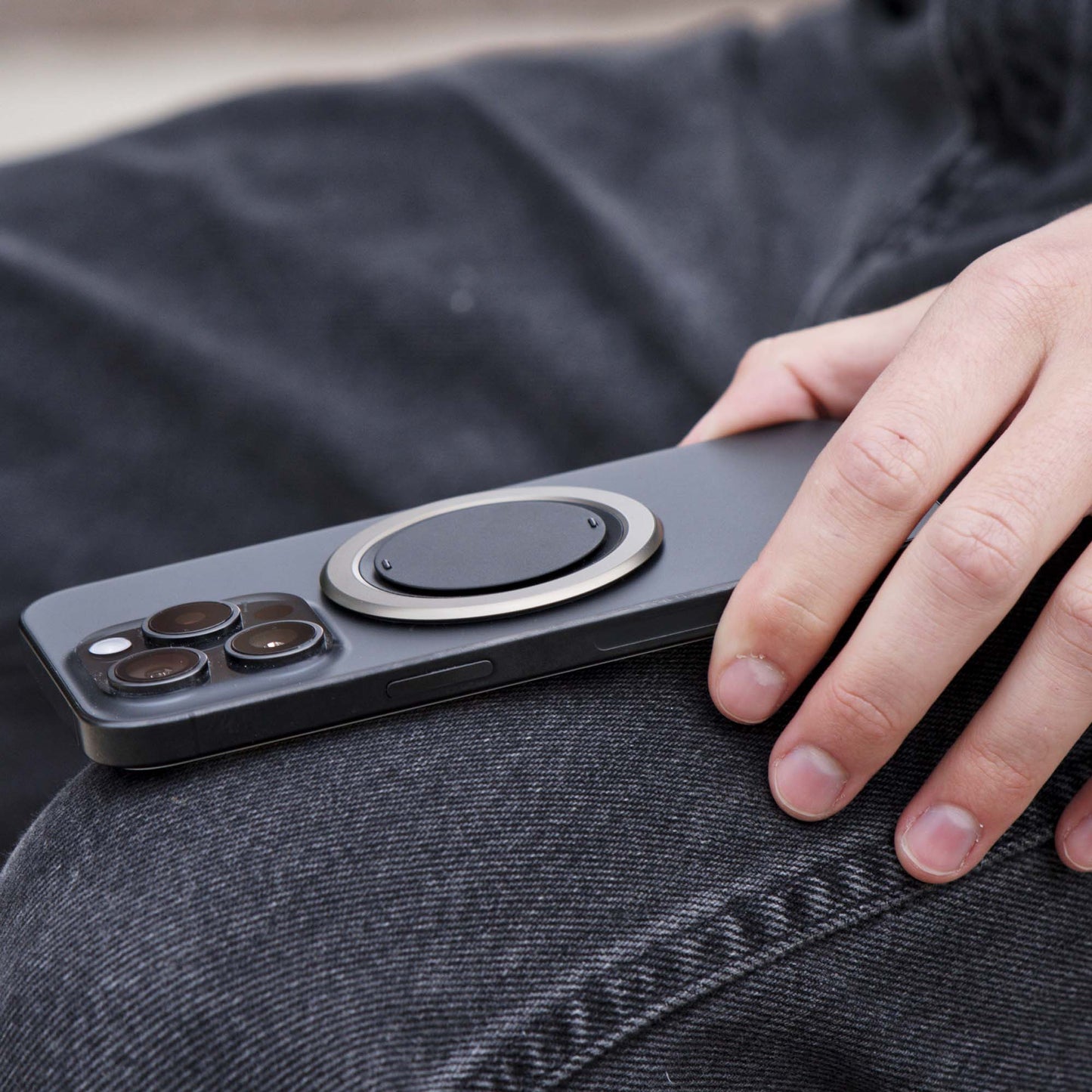 SnapLuxe | Ultradunne Magnetische Telefoon-Grip & Standaard