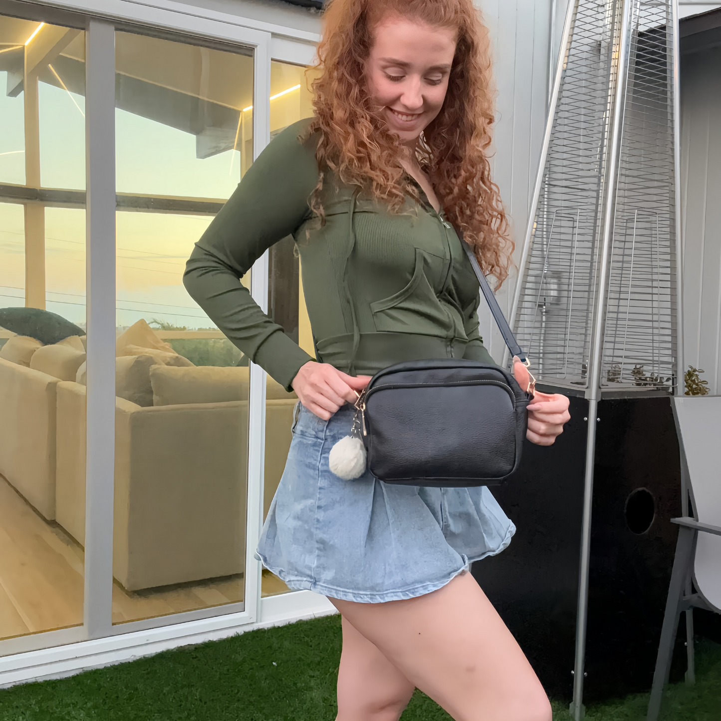 Luma | Compacte lederen crossbodytas - Zwart